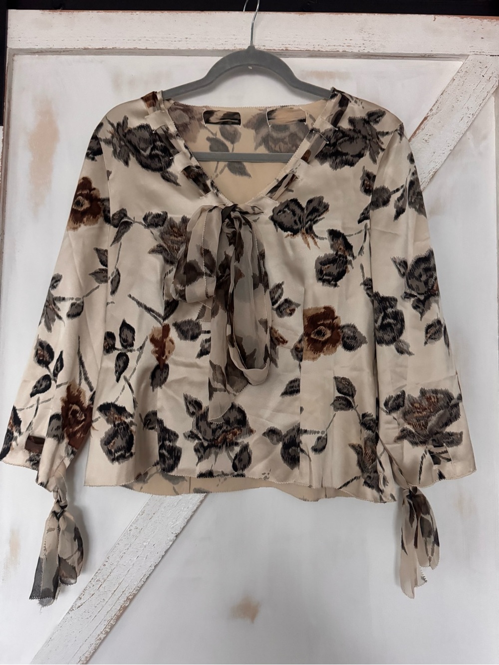 Tie-Neck Floral Blouse in Cream and Brown